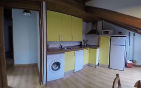 Apartamentos Rurales Vallanu rodeados de naturaleza en Llanes y a 3 kilómetros de las playas