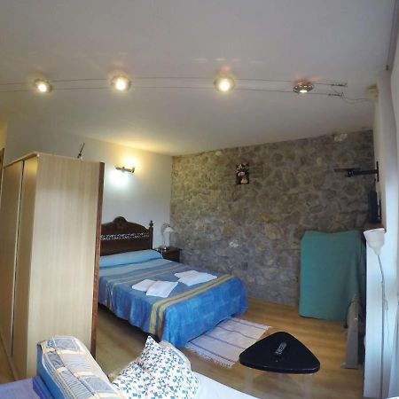 Apartamentos Rurales Vallanu rodeados de naturaleza en Llanes y a 3 kilómetros de las playas Exterior foto