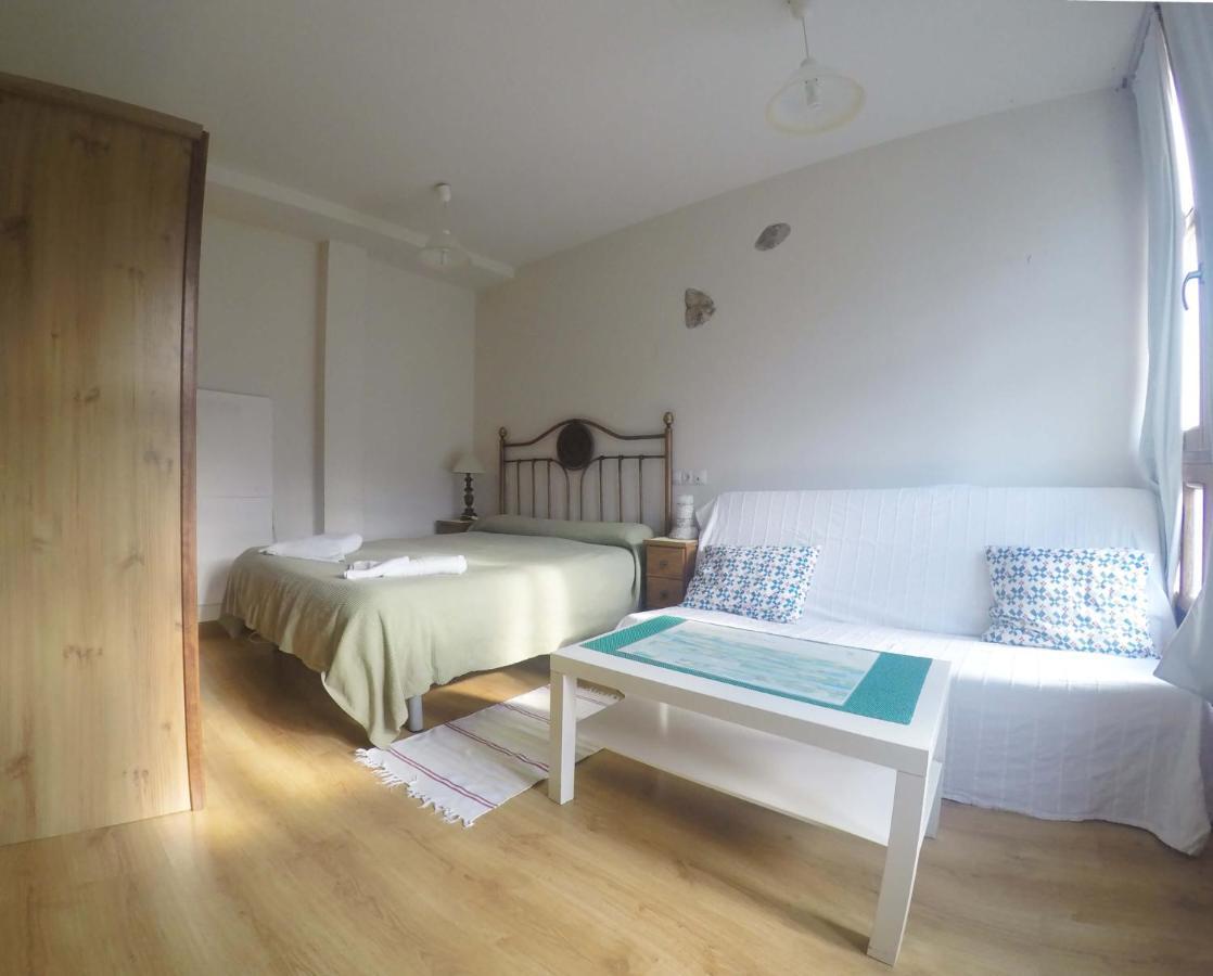 Apartamentos Rurales Vallanu rodeados de naturaleza en Llanes y a 3 kilómetros de las playas Exterior foto