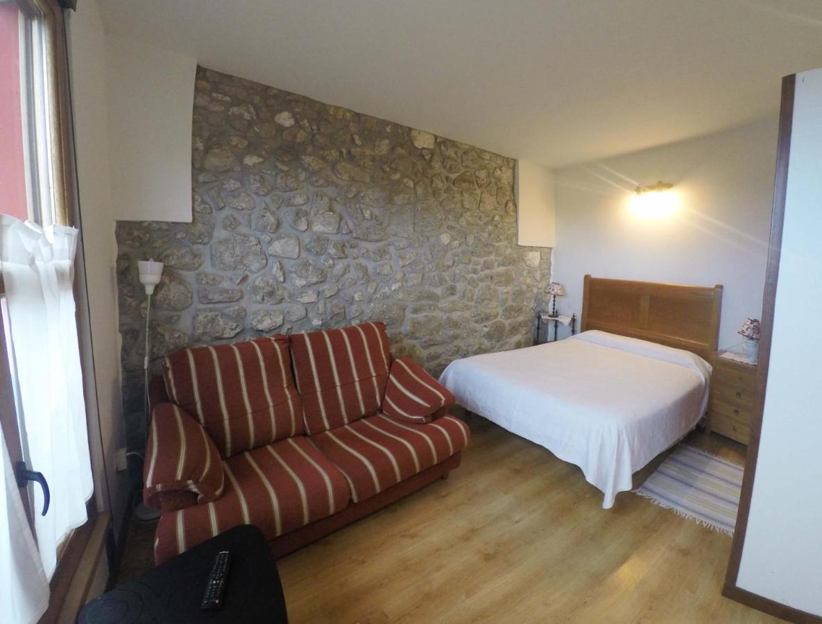 Apartamentos Rurales Vallanu rodeados de naturaleza en Llanes y a 3 kilómetros de las playas Exterior foto