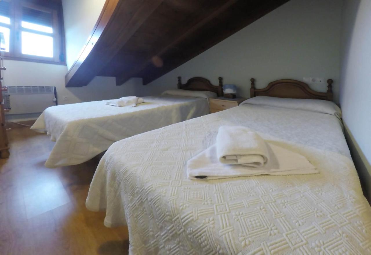 Apartamentos Rurales Vallanu rodeados de naturaleza en Llanes y a 3 kilómetros de las playas Exterior foto