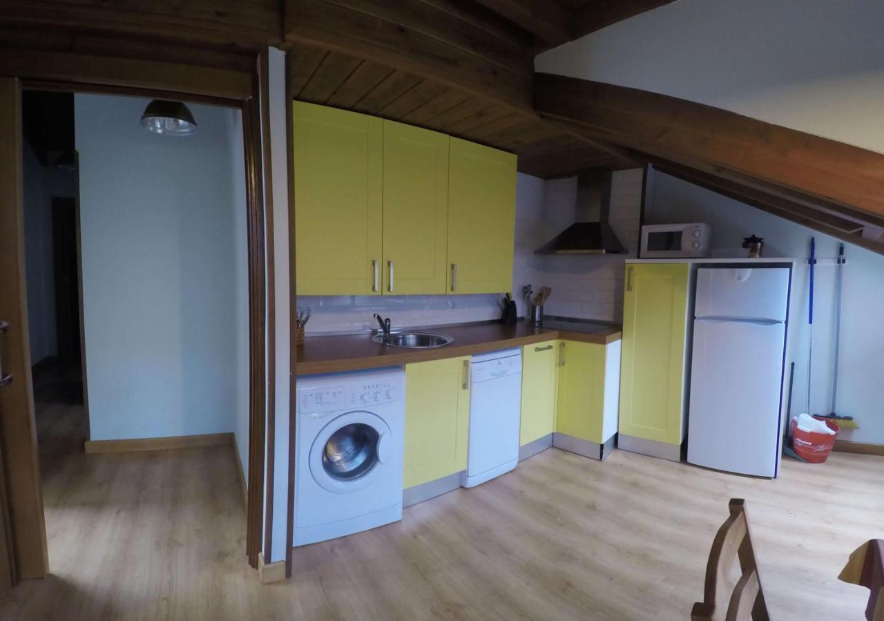 Apartamentos Rurales Vallanu rodeados de naturaleza en Llanes y a 3 kilómetros de las playas Exterior foto