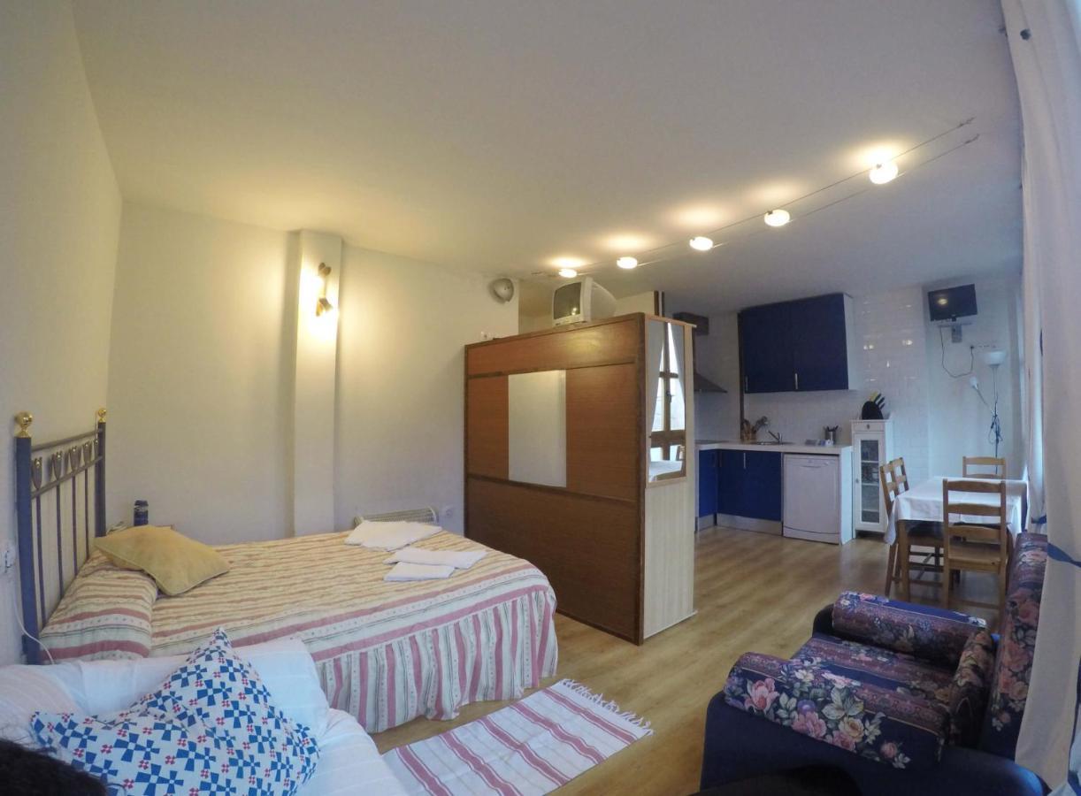Apartamentos Rurales Vallanu rodeados de naturaleza en Llanes y a 3 kilómetros de las playas Exterior foto
