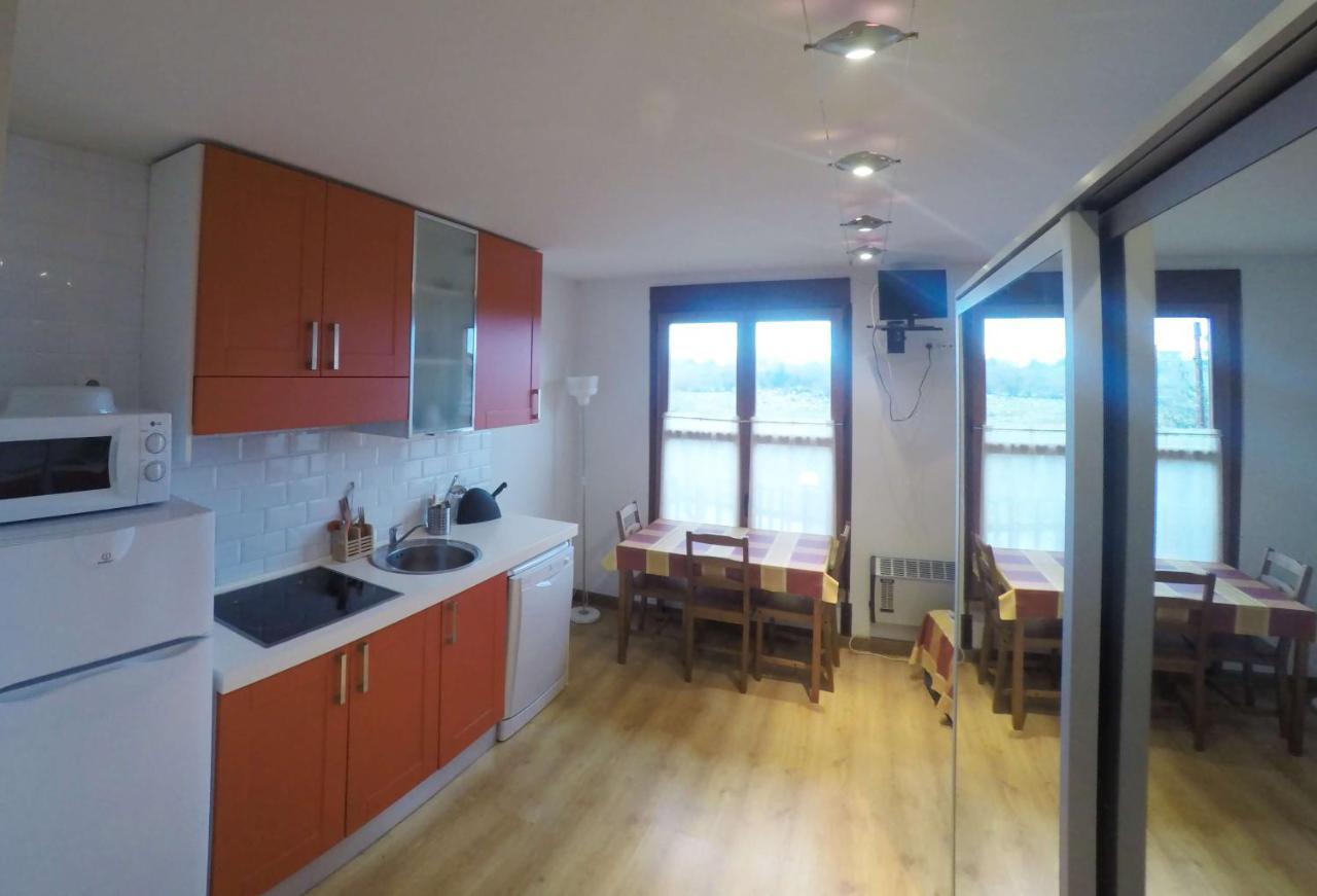 Apartamentos Rurales Vallanu rodeados de naturaleza en Llanes y a 3 kilómetros de las playas Exterior foto