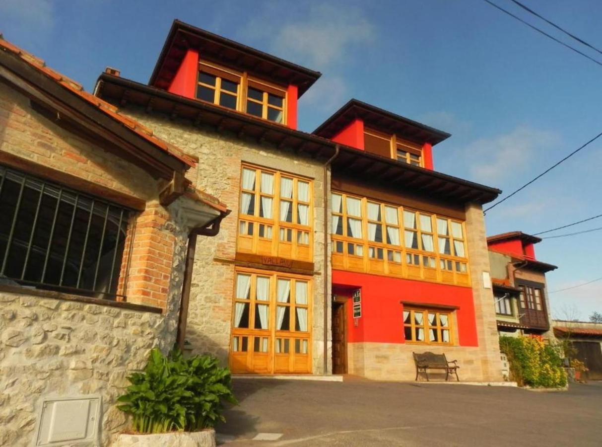 Apartamentos Rurales Vallanu rodeados de naturaleza en Llanes y a 3 kilómetros de las playas Exterior foto
